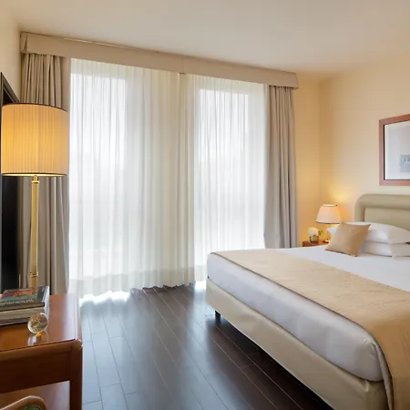 Hotel Starhotels Business Palace Milão