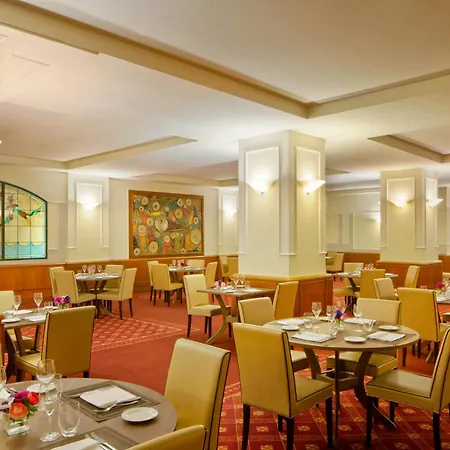 Starhotels Business Palace Отель Милан