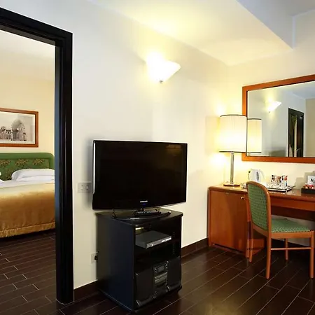 Starhotels Business Palace Hotel 4*